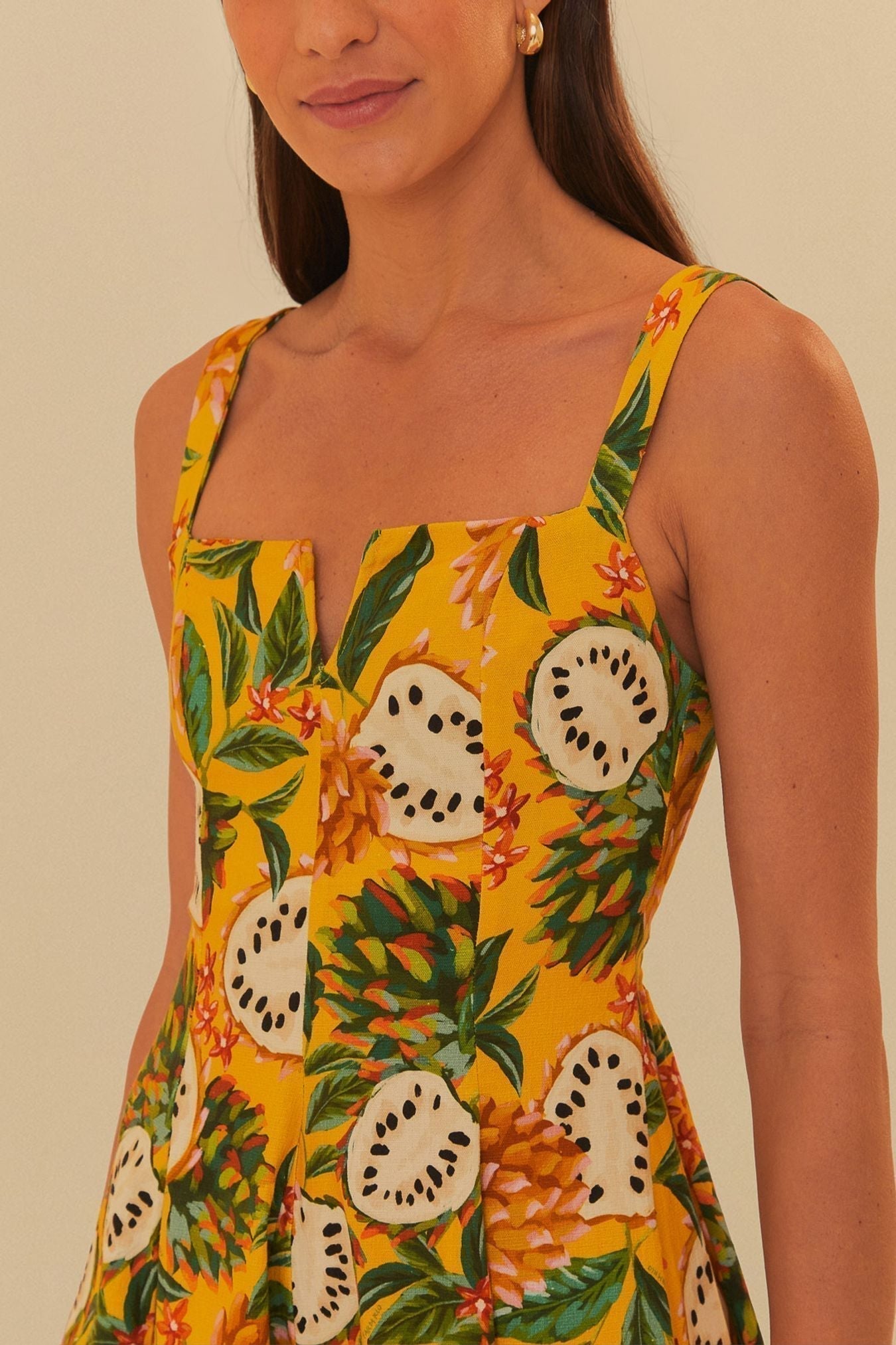 vestido curto estampado biribá