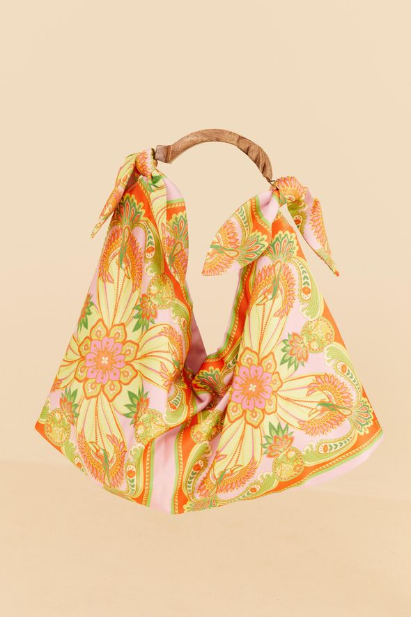 bolsa lenço estampada tucanos praianos