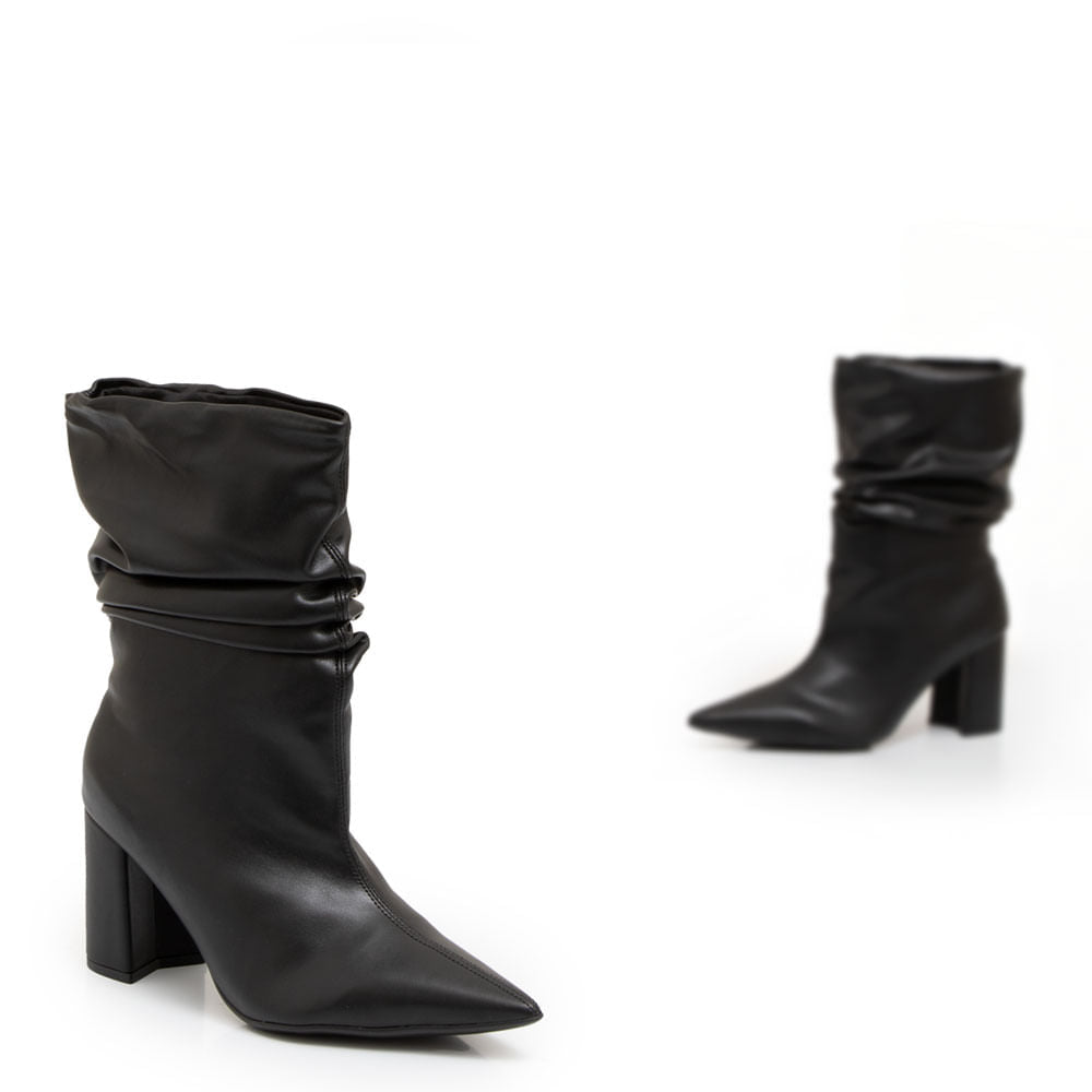 Bota Preta Slouchy